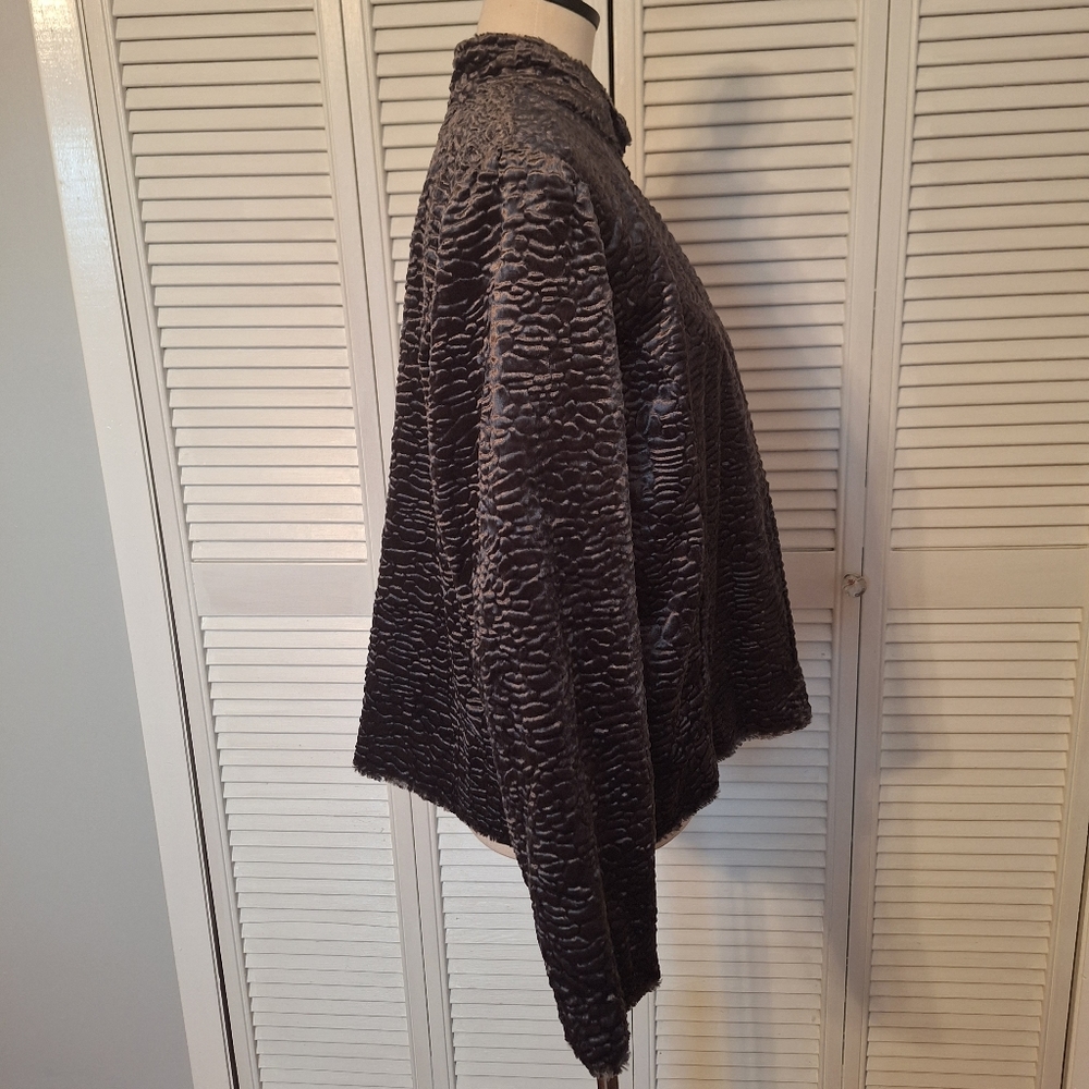 Koret black faux Persian lamb fur cape coat size medium *AH1 - Picture 3 of 8